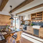 Appartement Hussnhof Farm Lodge *