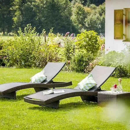 Hussnhof Farm Lodge Апартаменты Sachsenkam
