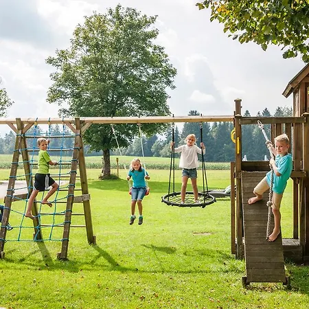 Hussnhof Farm Lodge * Sachsenkam