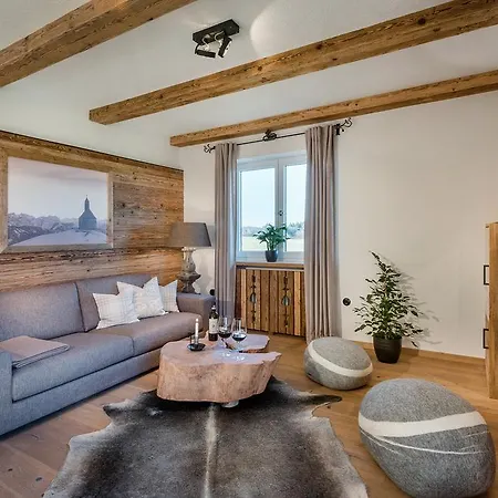 Апартаменты Hussnhof Farm Lodge