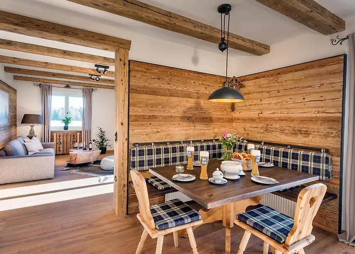 Hussnhof Farm Lodge *