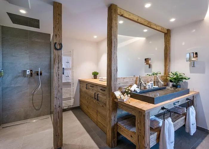 Hussnhof Farm Lodge *